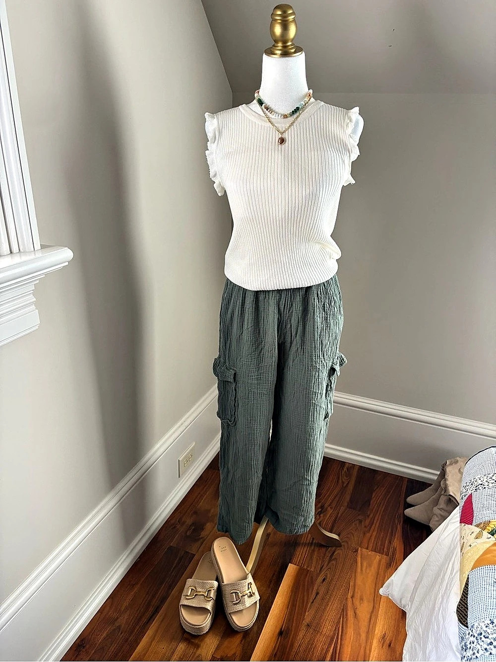 Aerie Wide Leg Pants in Green
